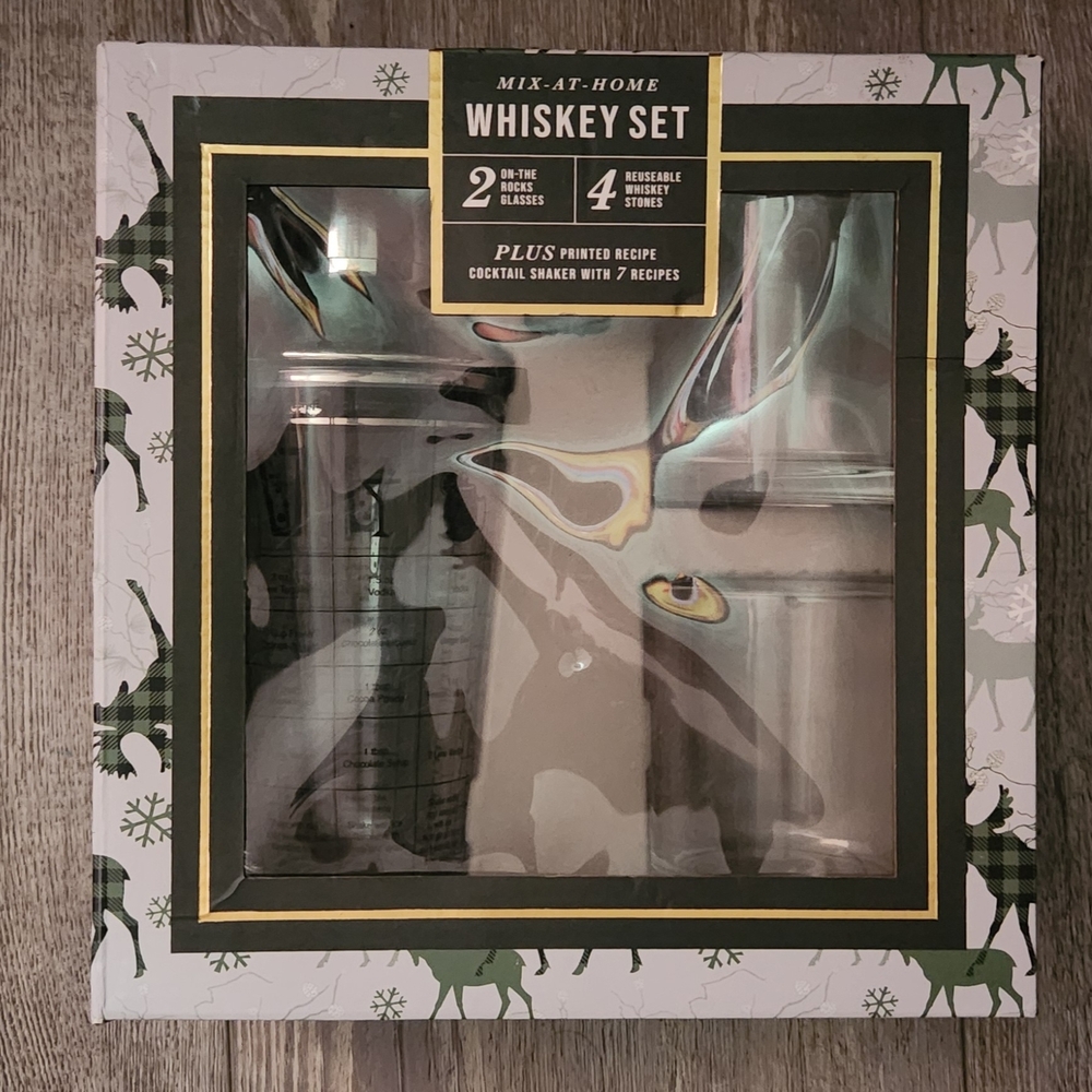 Mix-at-Home Whiskey Set with Glasses and Stones